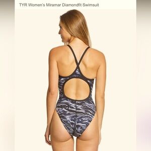 TYR Women's Miramar Diamondfit Swimsuit - Black